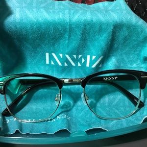 Clear lens glasses